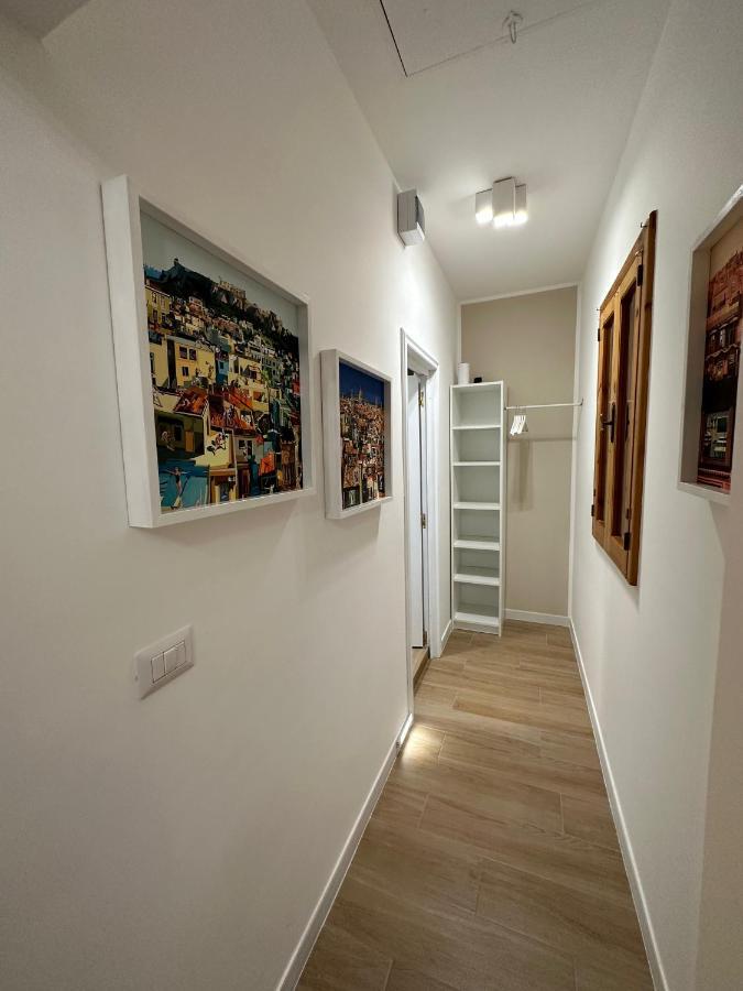 Nouvelle Vag - Apartment & Room Trani Exterior foto